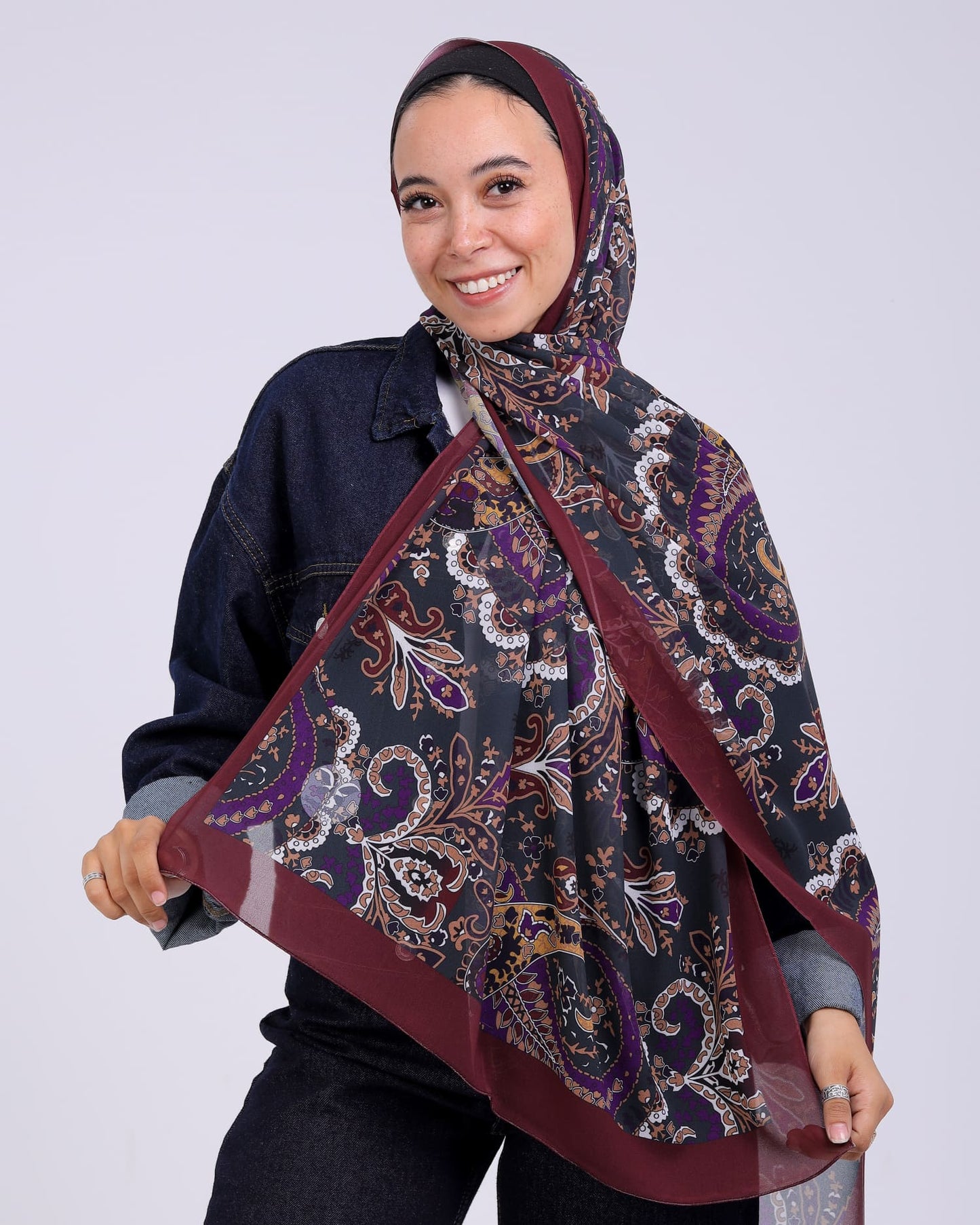Iridia | Printed Chiffon Scarf