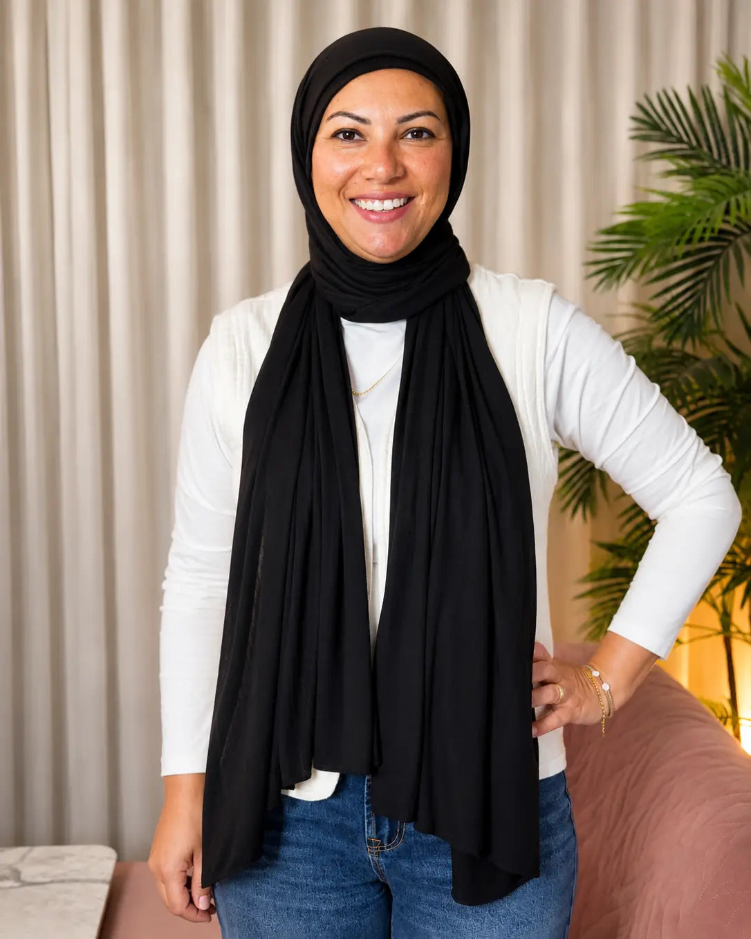 Avalon | Black | Kuwaiti Cotton Scarf
